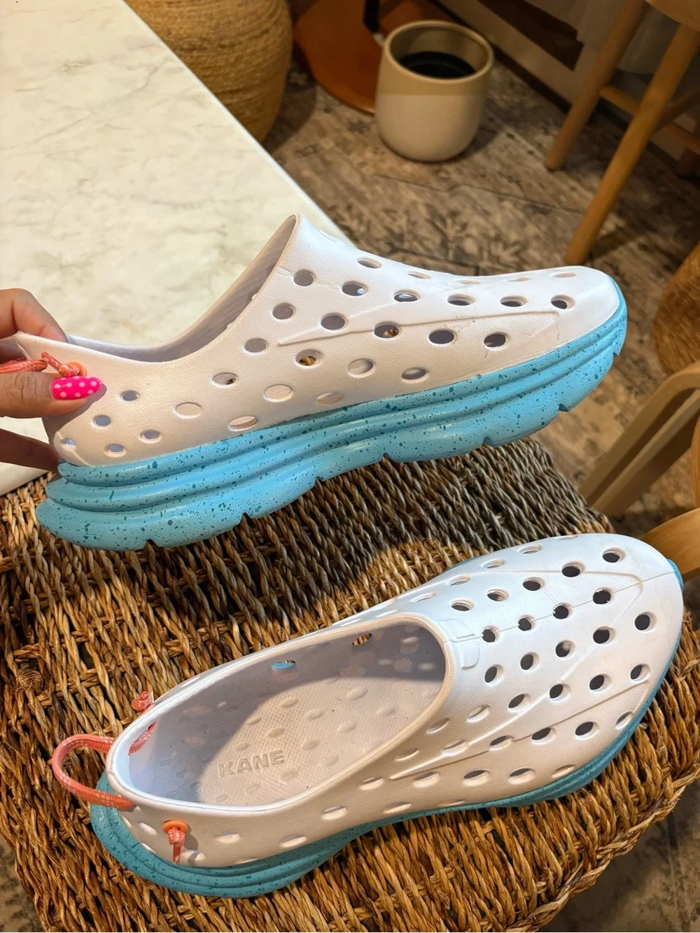 Kane footwear Revive Slip On Recovery Shoes size 12 blue white
